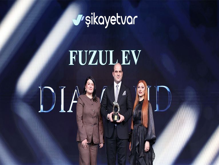 FUZUL, M��TER� MEMNUN�YET�NDE SEKT�R L�DERL���N� �D�LLE TA�LANDIRDI